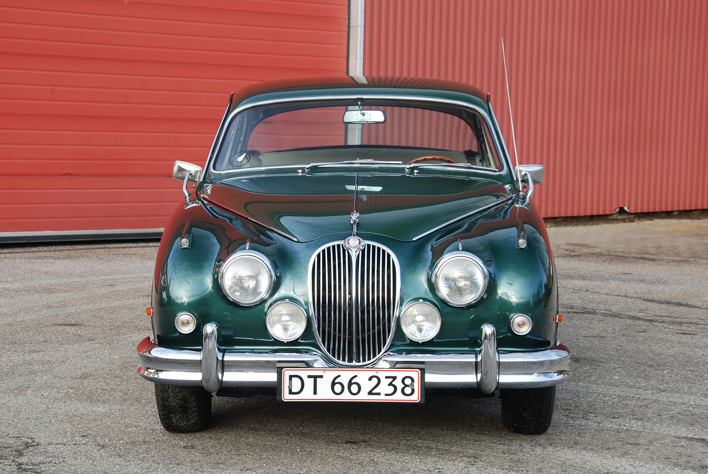 Jaguar Mark 2 - 3.8