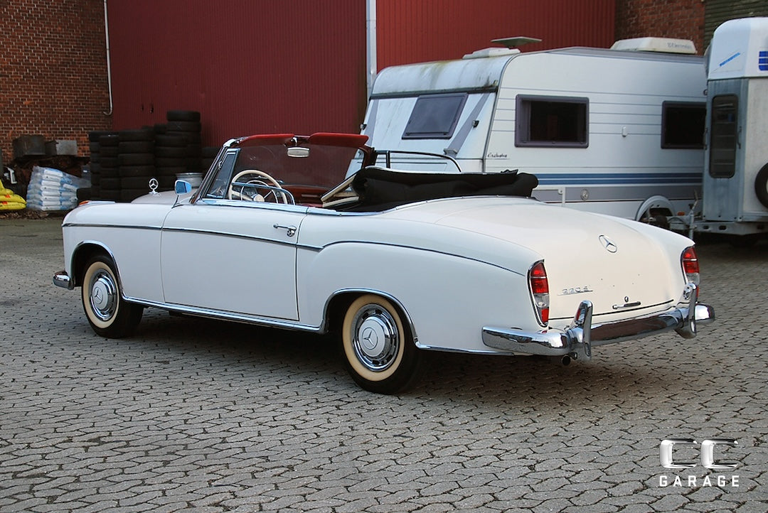 Mercedes-Benz 220S Ponton Cabriolet